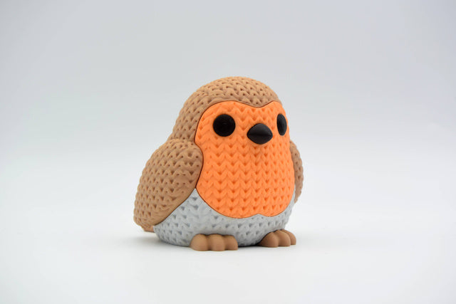 Robin Figure: Knitted Texture Design.